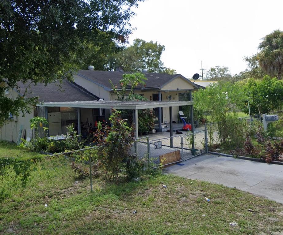 905 E POINSETTIA AVENUE TAMPA, FL 33612