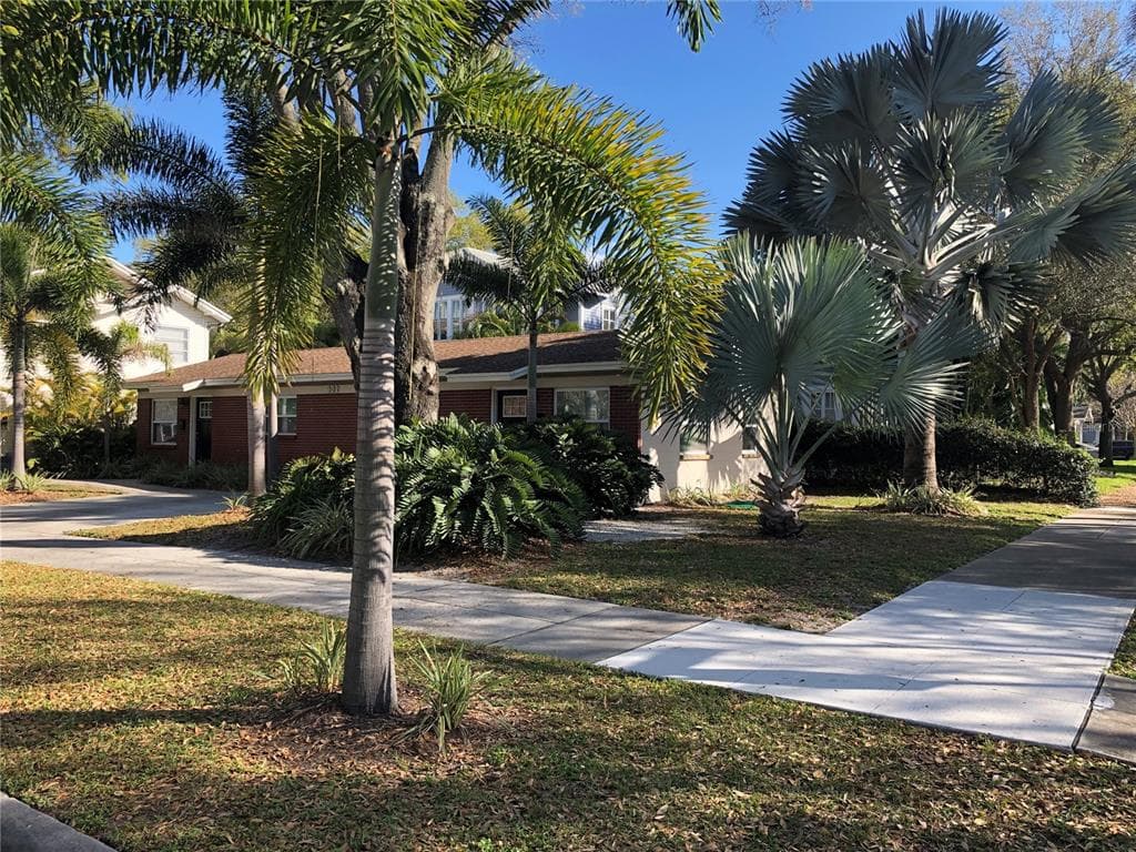 902 S BRUCE STREET UNIT A TAMPA, FL 33606