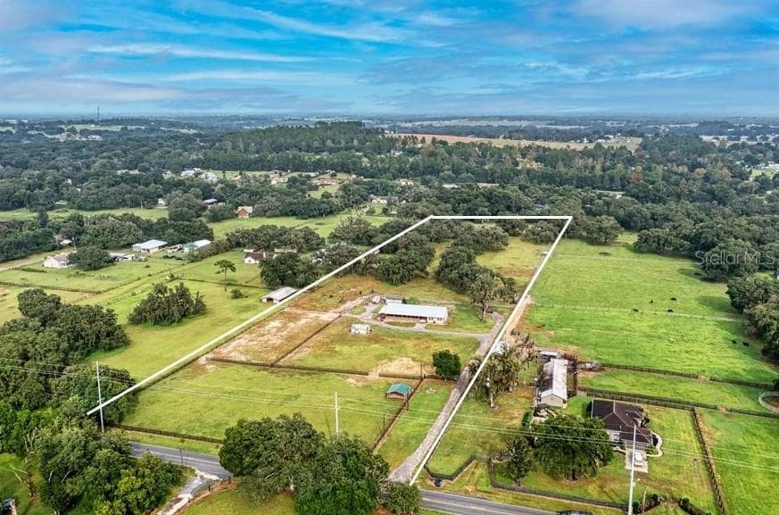8660 FORT KING ROAD ZEPHYRHILLS, FL 33541
