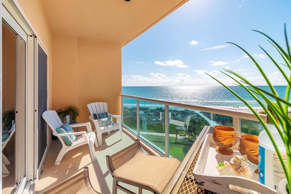 880 MANDALAY AVENUE UNIT S411 CLEARWATER, FL 33767