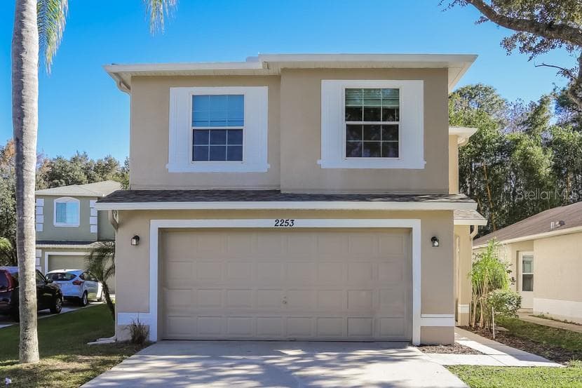 2253 HEATHWOOD CIRCLE ORLANDO, FL 32828