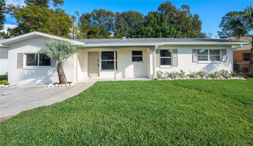 1263 BURMA AVENUE CLEARWATER, FL 33764