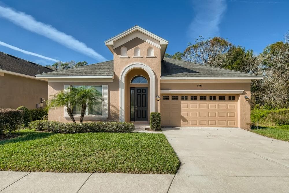 6043 STONEY CREEK PLACE LAKELAND, FL 33811
