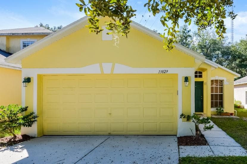 13829 GENTLE WOODS AVENUE RIVERVIEW, FL 33569