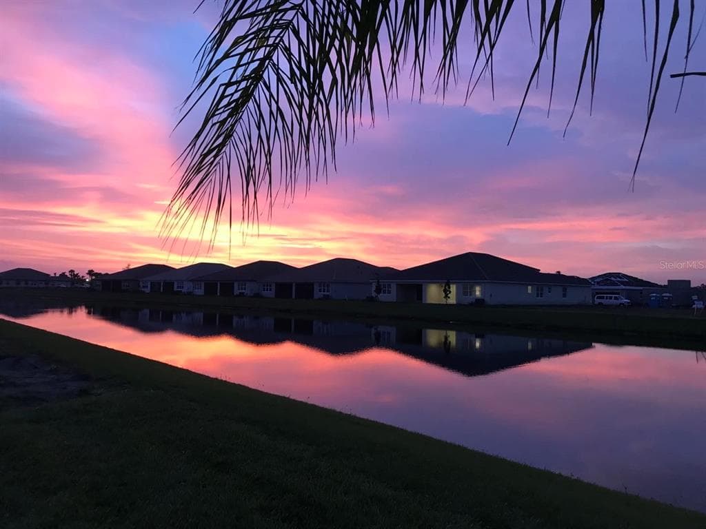 4818 SEVILLA SHORES DRIVE WIMAUMA, FL 33598