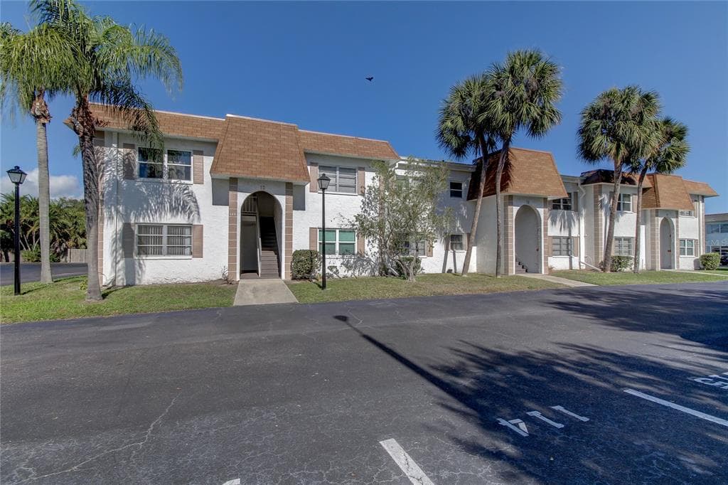 355 S MCMULLEN BOOTH ROAD UNIT 116 CLEARWATER, FL 33759