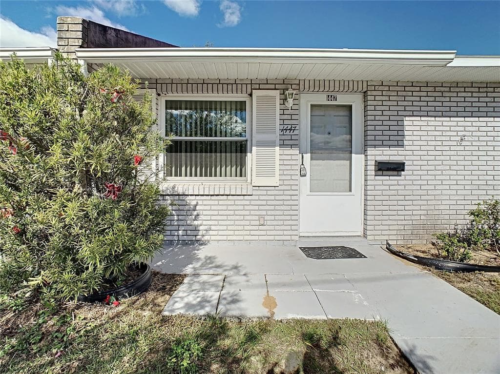 1447 THOUSAND ROSES DRIVE N LAKE WALES, FL 33853
