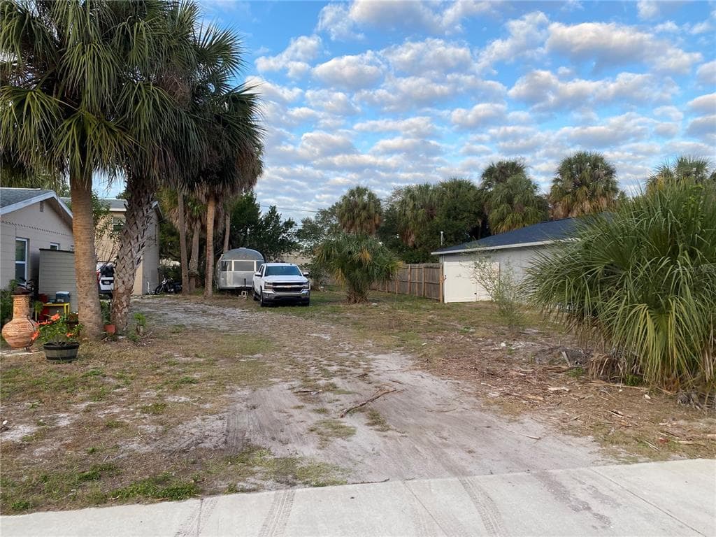 927 18TH STREET S ST PETERSBURG, FL 33712