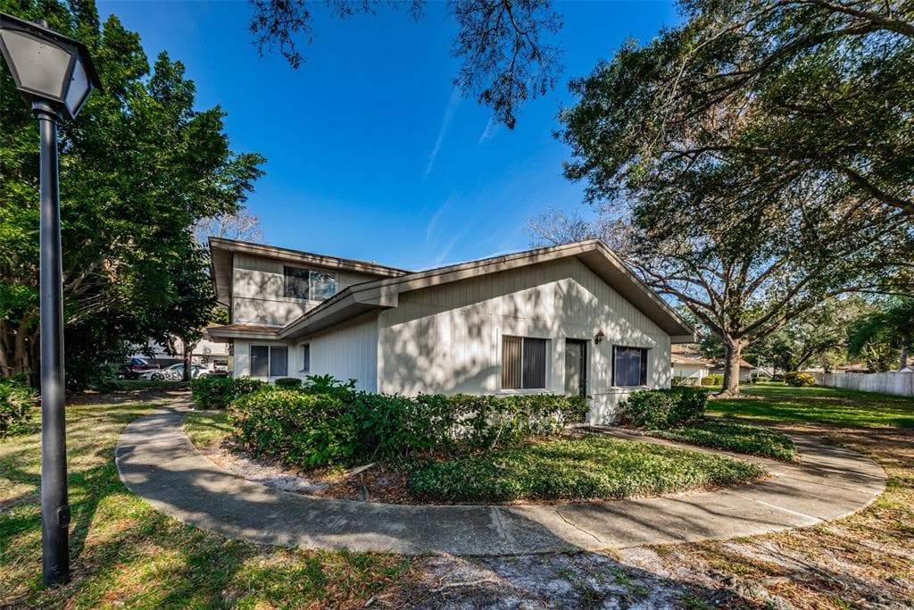 1834 BOUGH AVENUE UNIT 1 CLEARWATER, FL 33760