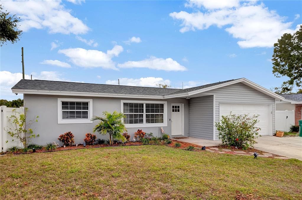 8306 78TH TERRACE SEMINOLE, FL 33777