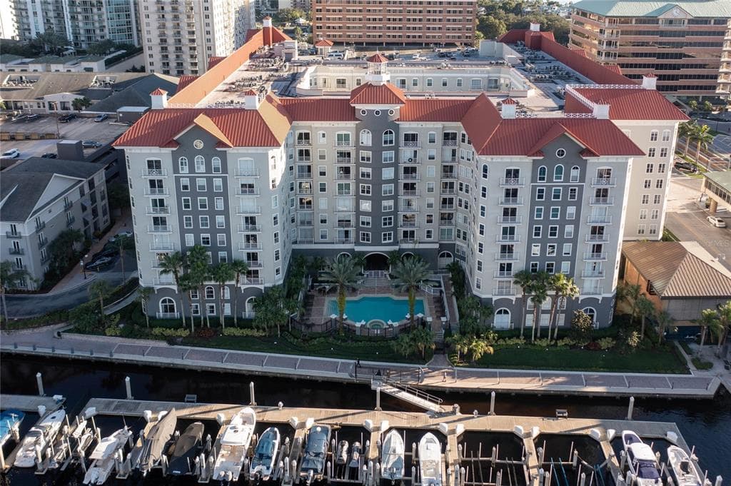 700 S HARBOUR ISLAND BOULEVARD UNIT 816 TAMPA, FL 33602