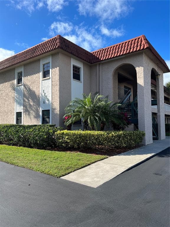 1750 BELLEAIR FOREST DRIVE UNIT A16