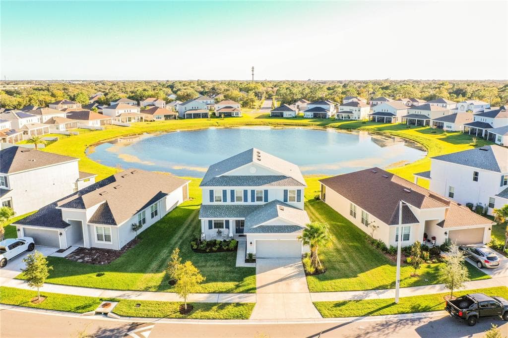 9050 SPRUCE CREEK CIRCLE RIVERVIEW, FL 33578