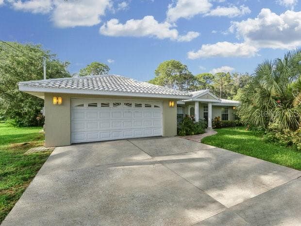 200 GULF AVE UNIT 1 NOKOMIS, FL 34275