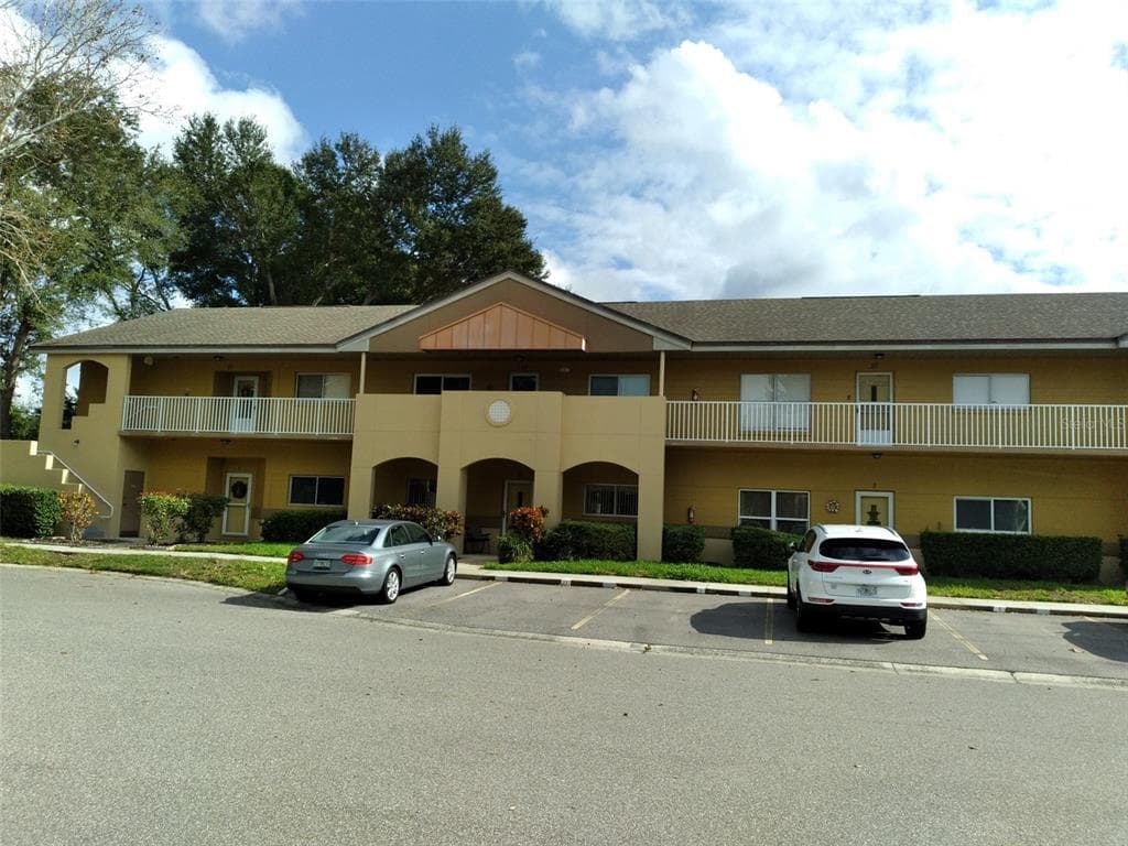 2293 AUSTRIAN LANE UNIT 3 CLEARWATER, FL 33763