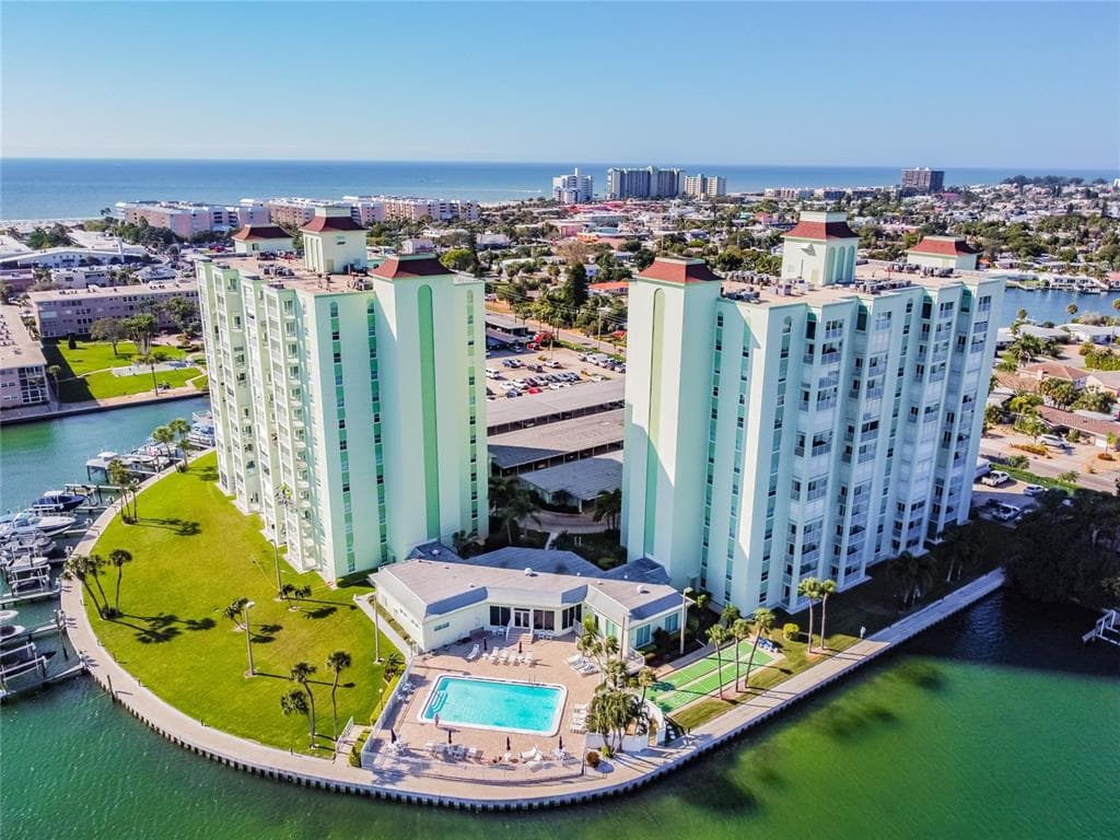 420 64TH AVENUE UNIT 205 ST PETE BEACH, FL 33706