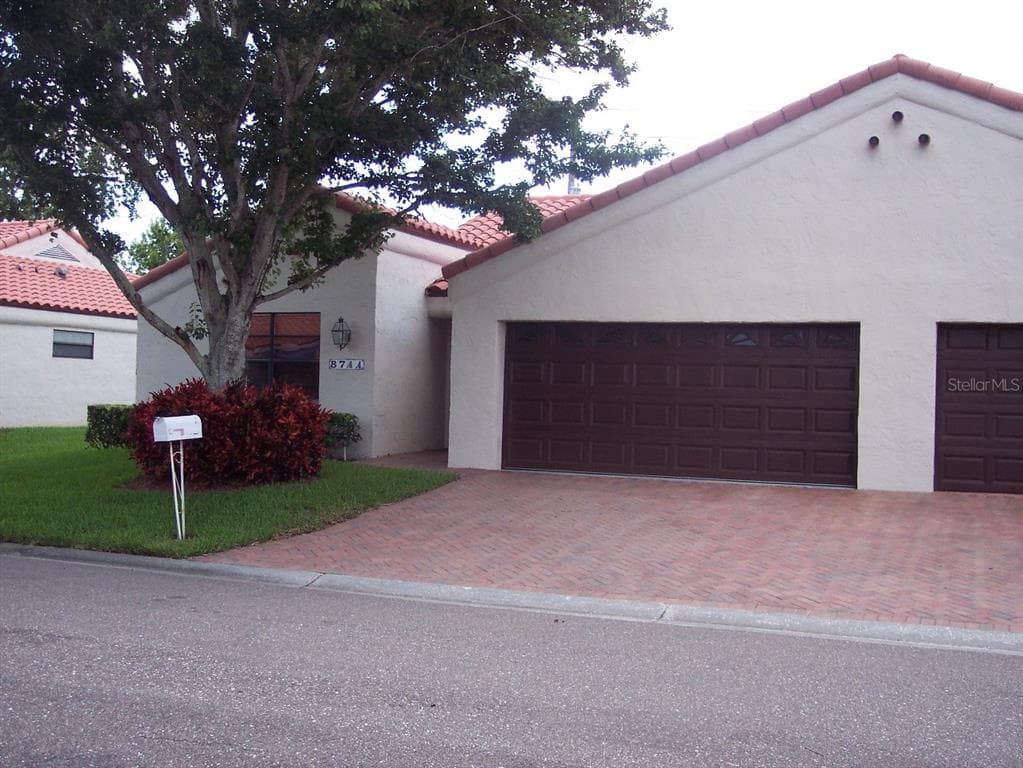8711 40TH WAY N UNIT 7 PINELLAS PARK, FL 33782