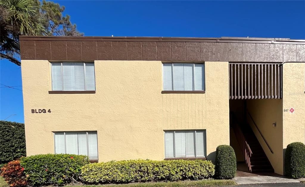 647 N KEENE ROAD UNIT A CLEARWATER, FL 33755