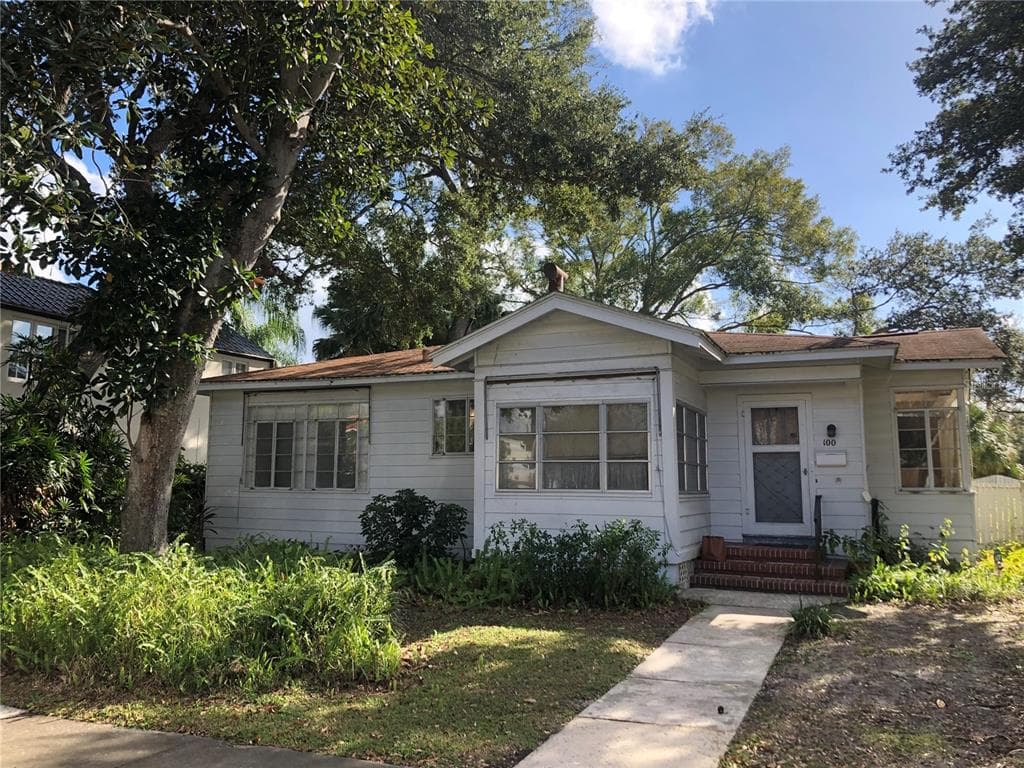 100 23RD AVENUE NE ST PETERSBURG, FL 33704