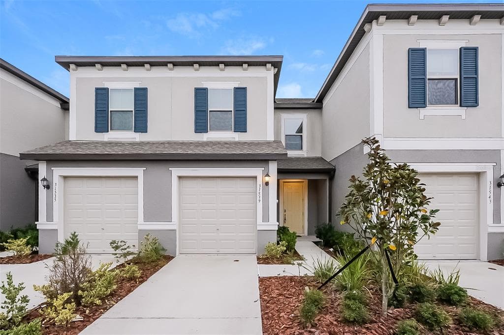 31539 BLUE PASSING LOOP WESLEY CHAPEL, FL 33545