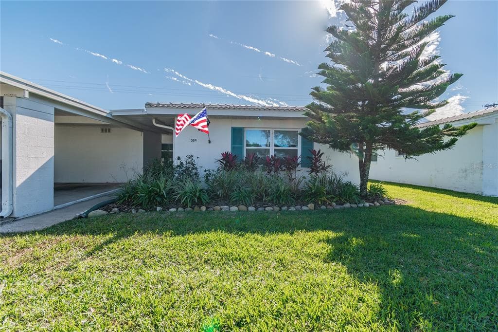 524 CAMEO DRIVE LAKELAND, FL 33803