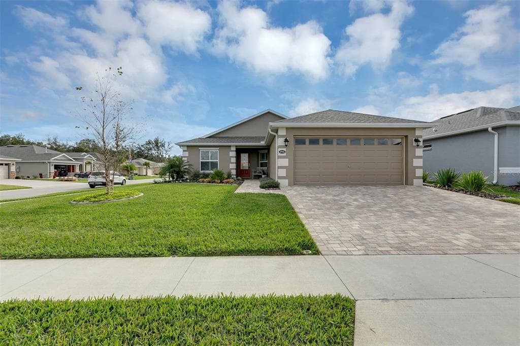 4742 SPRING GROVE LANE LEESBURG, FL 34748