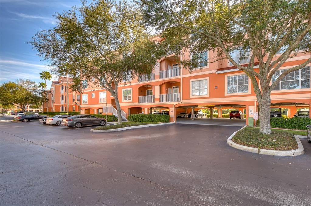 5000 CULBREATH KEY WAY UNIT 8101 TAMPA, FL 33611