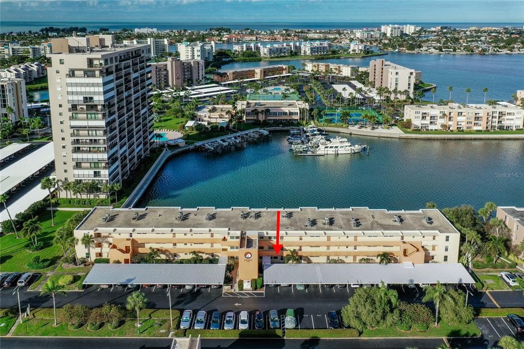 7420 BAY ISLAND DR S UNIT 176 SOUTH PASADENA, FL 33707