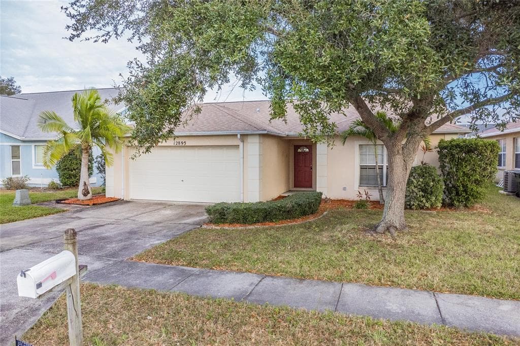 12895 PINEFOREST WAY W LARGO, FL 33773