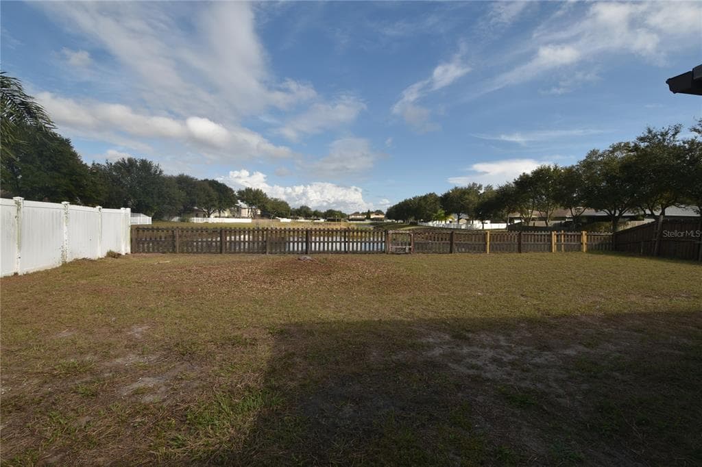 2118 ASHLEY LAKES DRIVE ODESSA, FL 33556