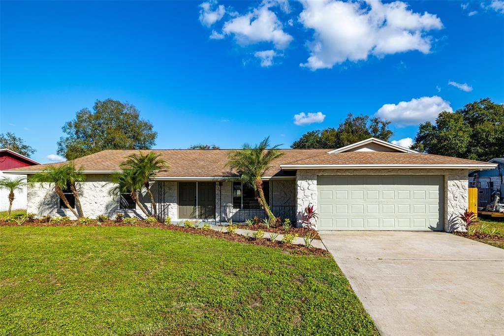 807 BISHOP PLACE SEFFNER, FL 33584