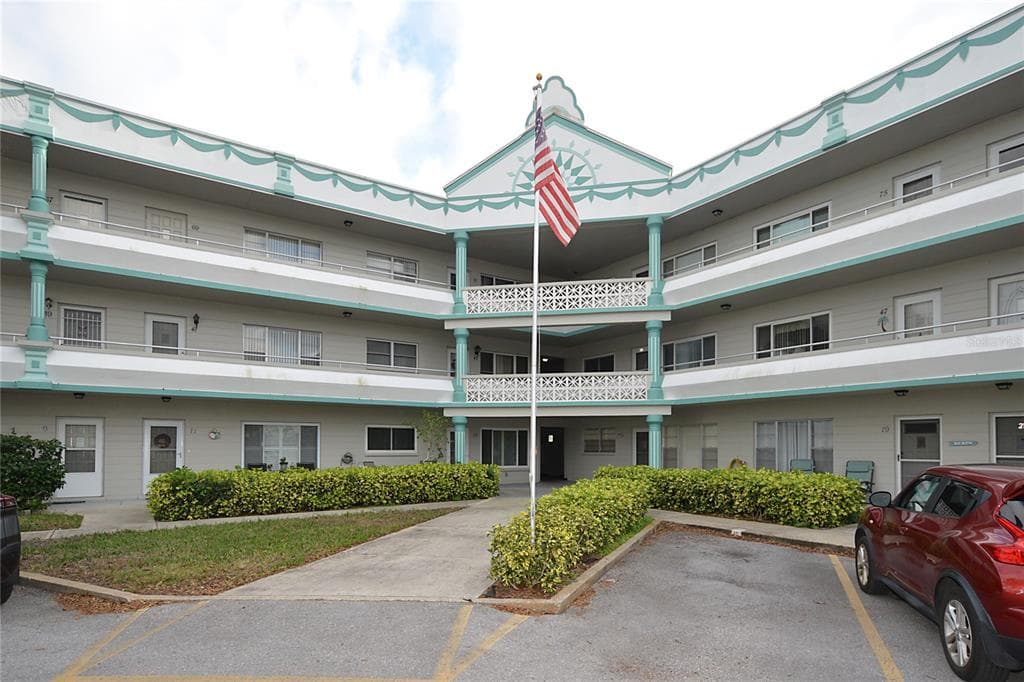 2371 ISRAELI DRIVE UNIT 43 CLEARWATER, FL 33763