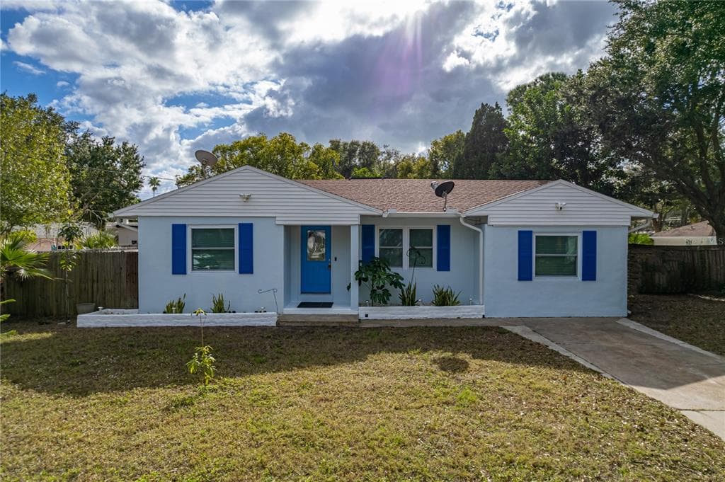 411 SAN SALVADOR DRIVE DUNEDIN, FL 34698