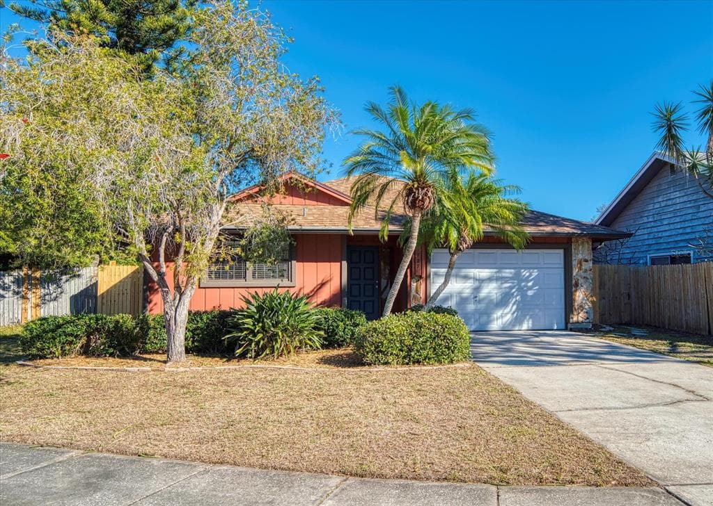 2727 WHISPERING DRIVE N LARGO, FL 33771