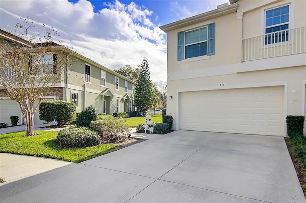 817 ASHENTREE DRIVE PLANT CITY, FL 33563