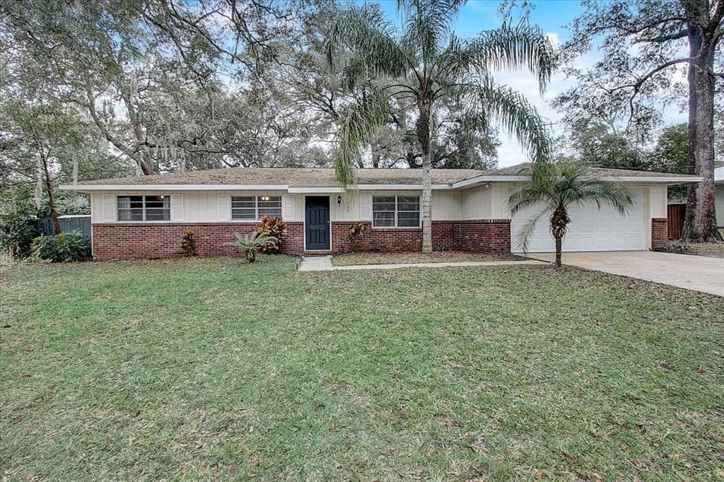 1533 STEVENS AVENUE DELAND, FL 32720