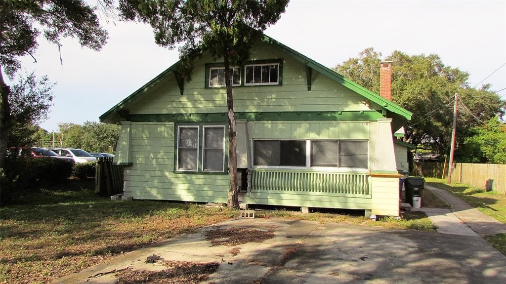 710 GOODEN CROSSING LARGO, FL 33778