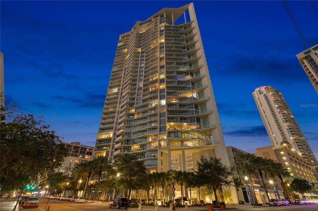 175 1ST STREET S UNIT 1901 ST PETERSBURG, FL 33701