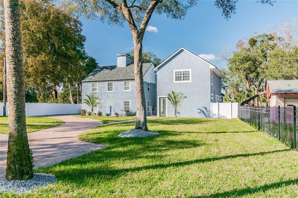 11314 SYLVAN GREEN LANE