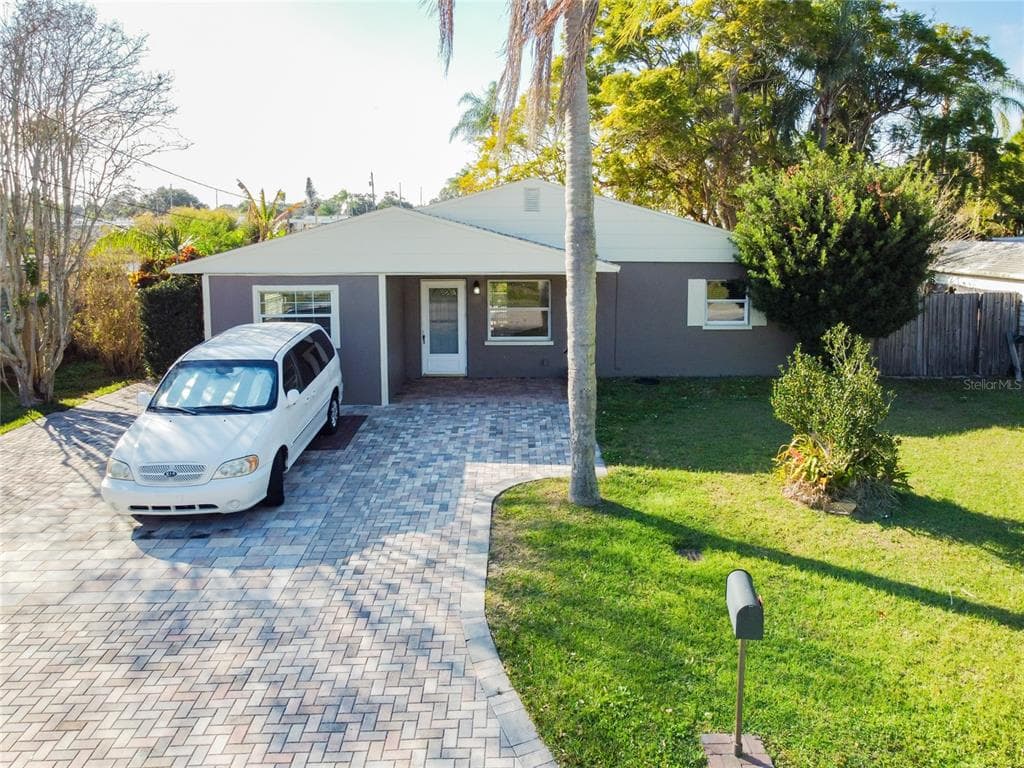 704 EDENVILLE AVENUE CLEARWATER, FL 33764