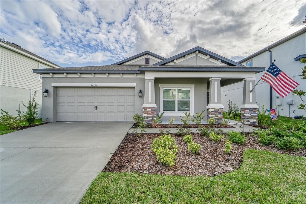 30781 PARROT REEF COURT WESLEY CHAPEL, FL 33545