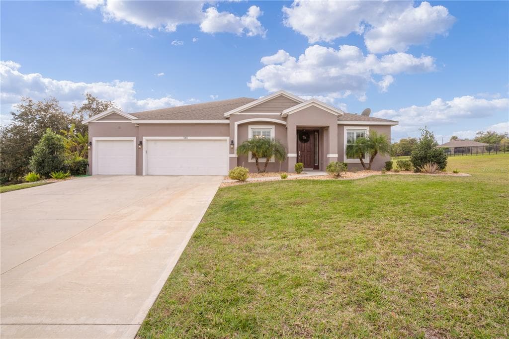 6401 GLENN MEADOW LANE LEESBURG, FL 34748
