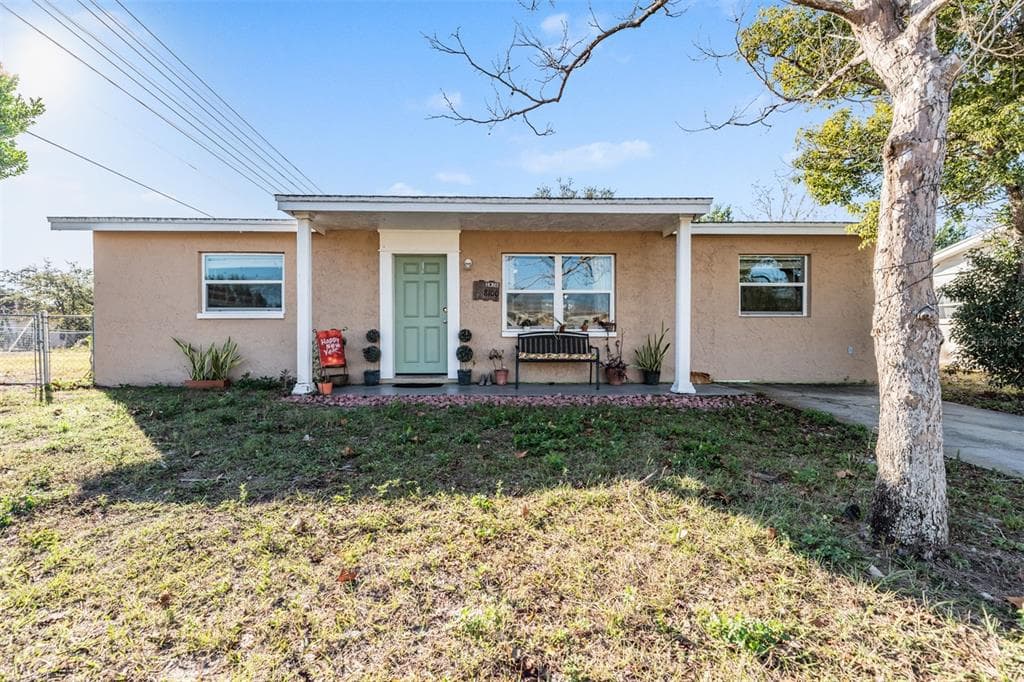 8100 HIXTON DRIVE PORT RICHEY, FL 34668