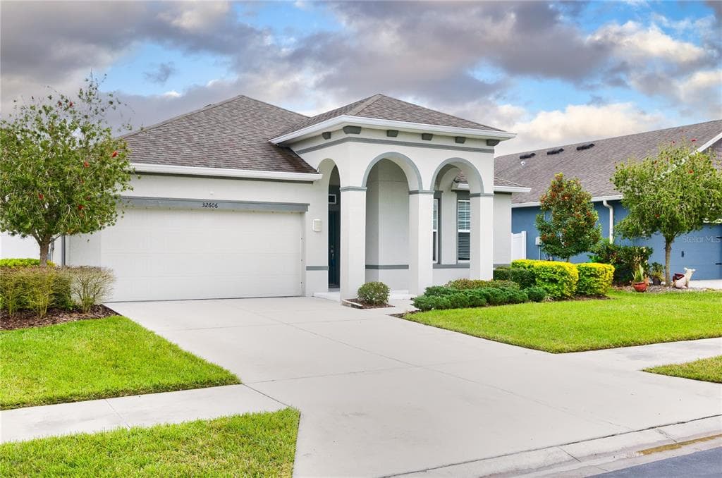 32606 RAPIDS LOOP WESLEY CHAPEL, FL 33545