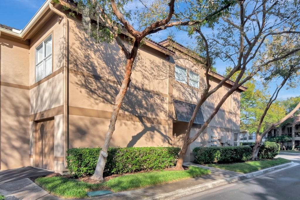 860 NORMANDY TRACE ROAD TAMPA, FL 33602