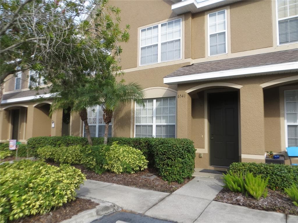 6541 BLACK MANGROVE DRIVE LARGO, FL 33773