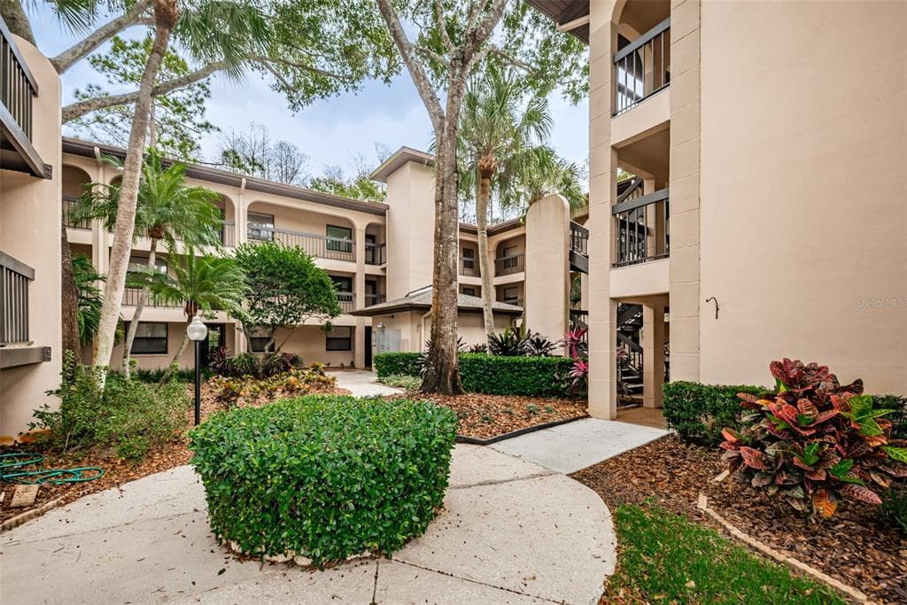3399 MERMOOR DRIVE UNIT 306 PALM HARBOR, FL 34685