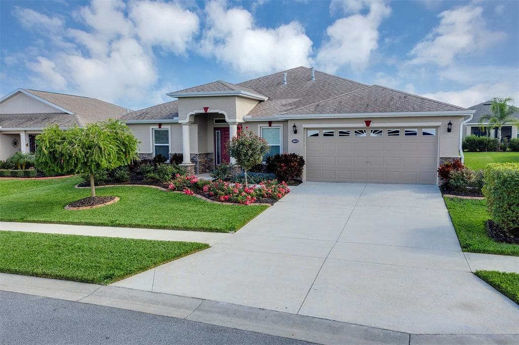 26613 OTTER CREEK LANE LEESBURG, FL 34748