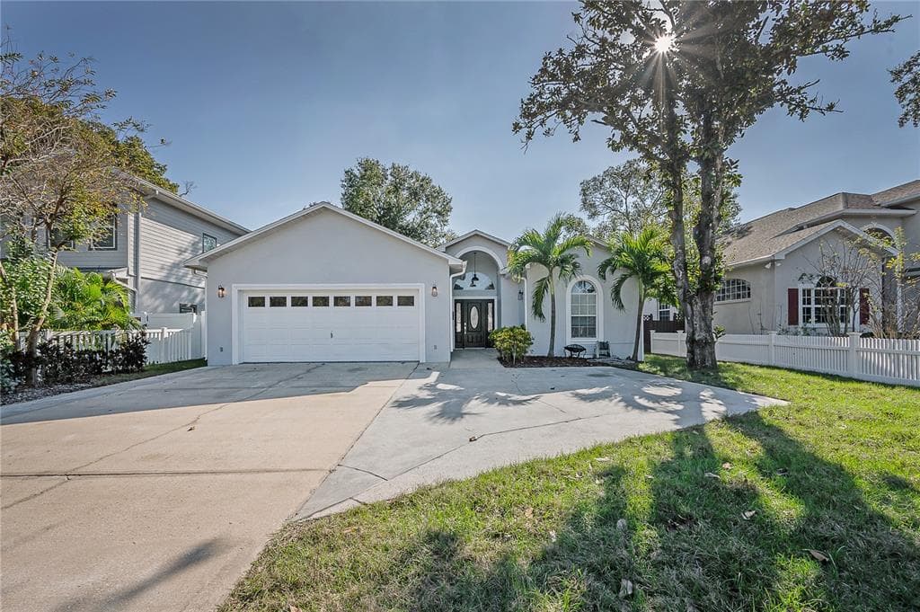 4012 W EL PRADO BOULEVARD TAMPA, FL 33629
