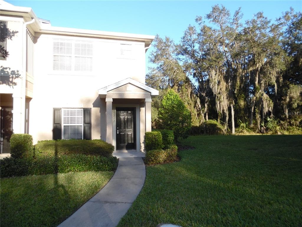15712 FISHHAWK FALLS DRIVE LITHIA, FL 33547